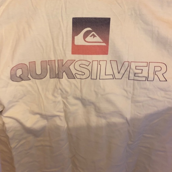2000’s Quicksilver T Shirt - Picture 3 of 3
